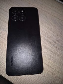 Ponúkam na predaj Honor X6a
