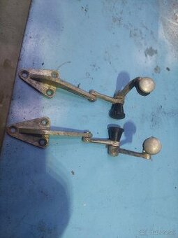 Pánty okien skoda 110r