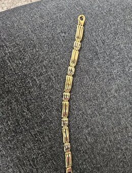 Zlaty náramok robený na zákazku