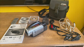 Predám digitálnu FullHD videokameru Panasonic HDC-SX5