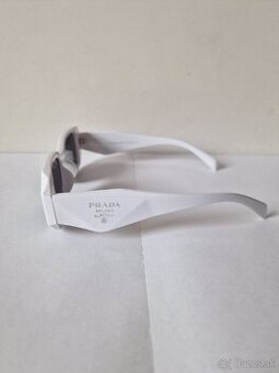 Prada slnečné okuliare