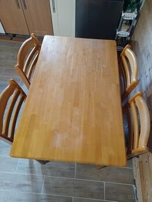 Jedálenský set stôl + 4 stoličky - 1