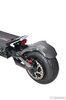 Elektricka kolobezka Teverun Fighter Supreme 7260R V4 2025