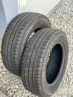 215/65 r16c Pirelli