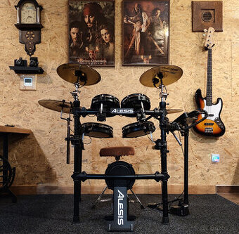 sada ALESIS DM-10