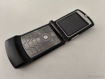 Motorola V3