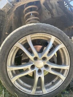 Predám originálne alu disky s pneu – BMW 17″ (5×120)