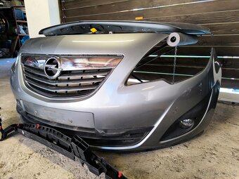 Opel Meriva B predok