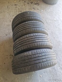 205/55R16 94W TOMKET