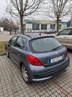 Peugeot 207 1,6 GTi