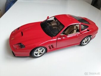 1:18 FERRARI 550 Maranello 1996 Bburago