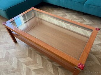 Konferenčný stolík