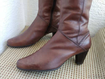 Zateplene kozene cizmy, gastanova farba, velkost 39