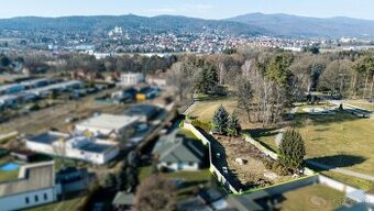 Stavebný pozemok Prievidza – ul. Riečna pri mestskom parku