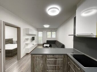 Prenajom moderneho 2-izboveho bytu s terasou a parkovacim mi