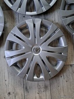 Kryty kolies, puklice TOYOTA R16