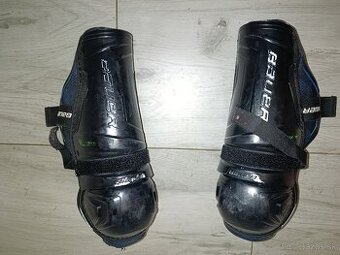 Hokejova výstroj,korčule