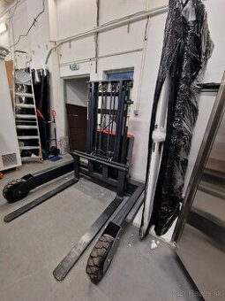 VZV - terénny elektrický