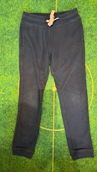 Predám detské tepláky,  veľkosť 134