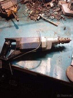 Vŕtačka NAREX 413D