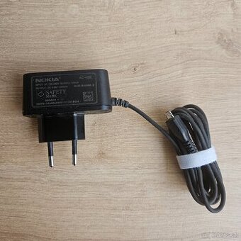 Nabijacka Nokia AC-10E microUSB