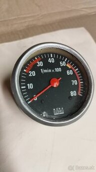 Škoda 105L 120L 130 135 136 Otáčkomer