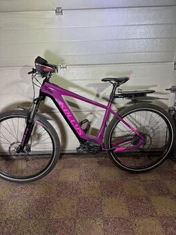 Dámsky elektrobicykel Kellys – veľmi dobrý stav