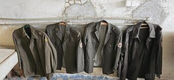 Vojenské rovnošaty