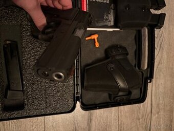 Predám Sig Sauer P226