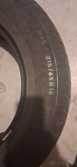 Predam letne gumi 215/65 r16