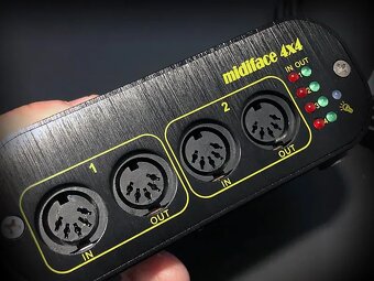 MIDITECH MIDIFACE 4x4