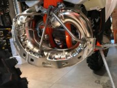 Zesílený kryt motoru a kolene výfuku KTM, Husqvarna, Gas Gas - 1