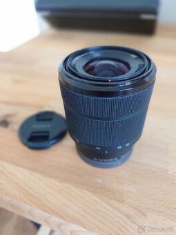 Sony FE 28-70mm f/3.5-5.6 OSS