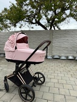 Cybex Simply pink