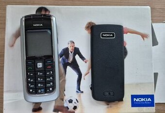 Nokia 6021 - skoro novy, komplet v krabici