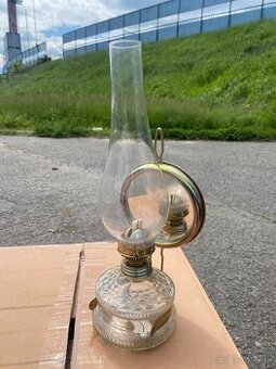 Petrolejová lampa