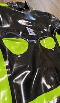 Latexovy catsuit - zeleno/čierný