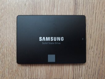 Samsung 860 EVO 250 GB SSD 2,5"