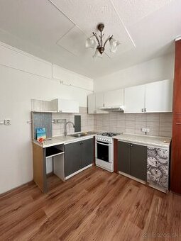 Tehlový 2 izbový byt Staré Mesto-ČSA