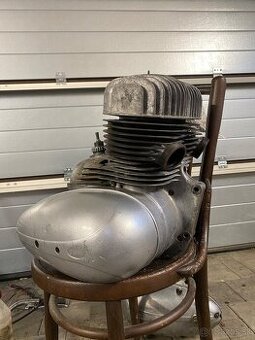 Motor Jawa 350/360 panelka