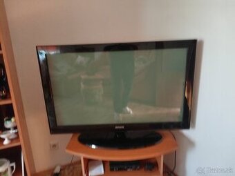 Predám plazmový televízor.