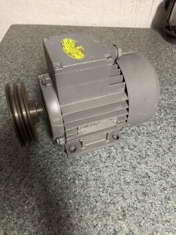 Elektromotor 220 v 0,75kw