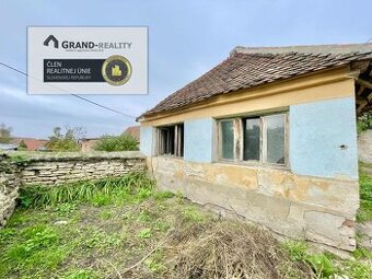 Na predaj starší dom so slnečným pozemkom v meste Holíč