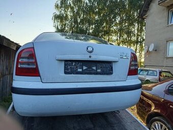 Kufrove dvere Škoda Octavia 1 sedan