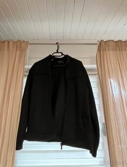 Predám čiernu mikinu značky Reserved