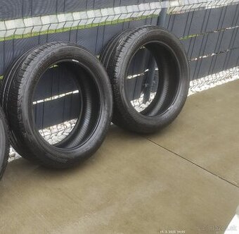 225/50r18 Bridgestone RUNFLAT