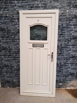 Plastové dvere Č.347. P