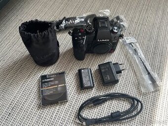 Panasonic LUMIX GH6 + 12-35mm f2.8