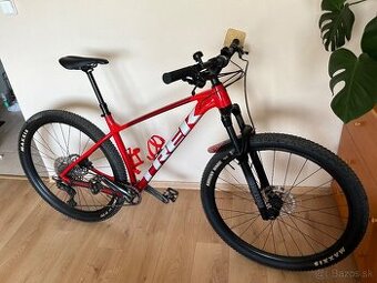 Trek Procaliber 6 2024 L červený