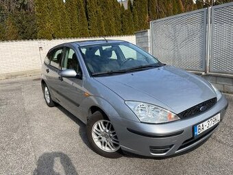 Ford Focus 1.6 Zetec Champion Plus, 74kW, M5, 2004